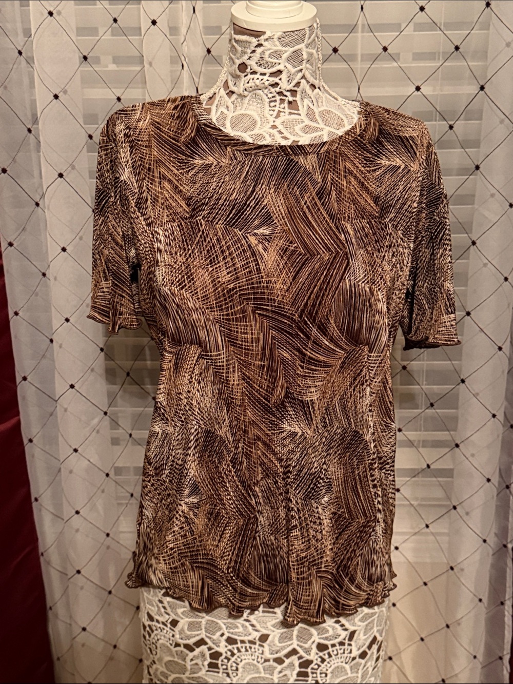 Southern Lady Brown Patterned Short Sleeve blouse (137)